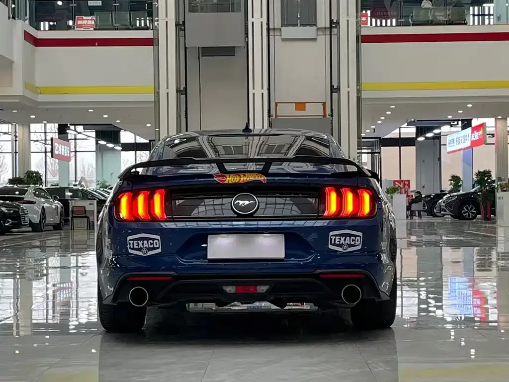 Ford Mustang 2023 из CN, фото 9