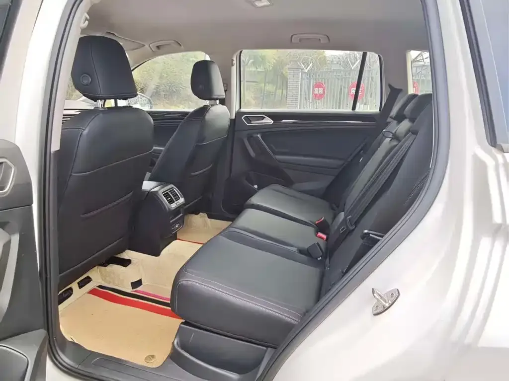 Volkswagen Tiguan L 2022 из CN, фото 4