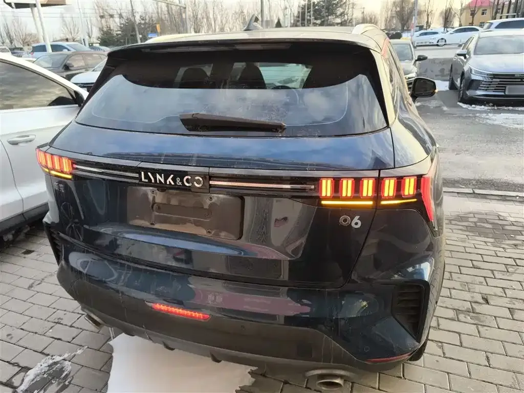 Lynk & Co 06 2021 из CN, фото 9