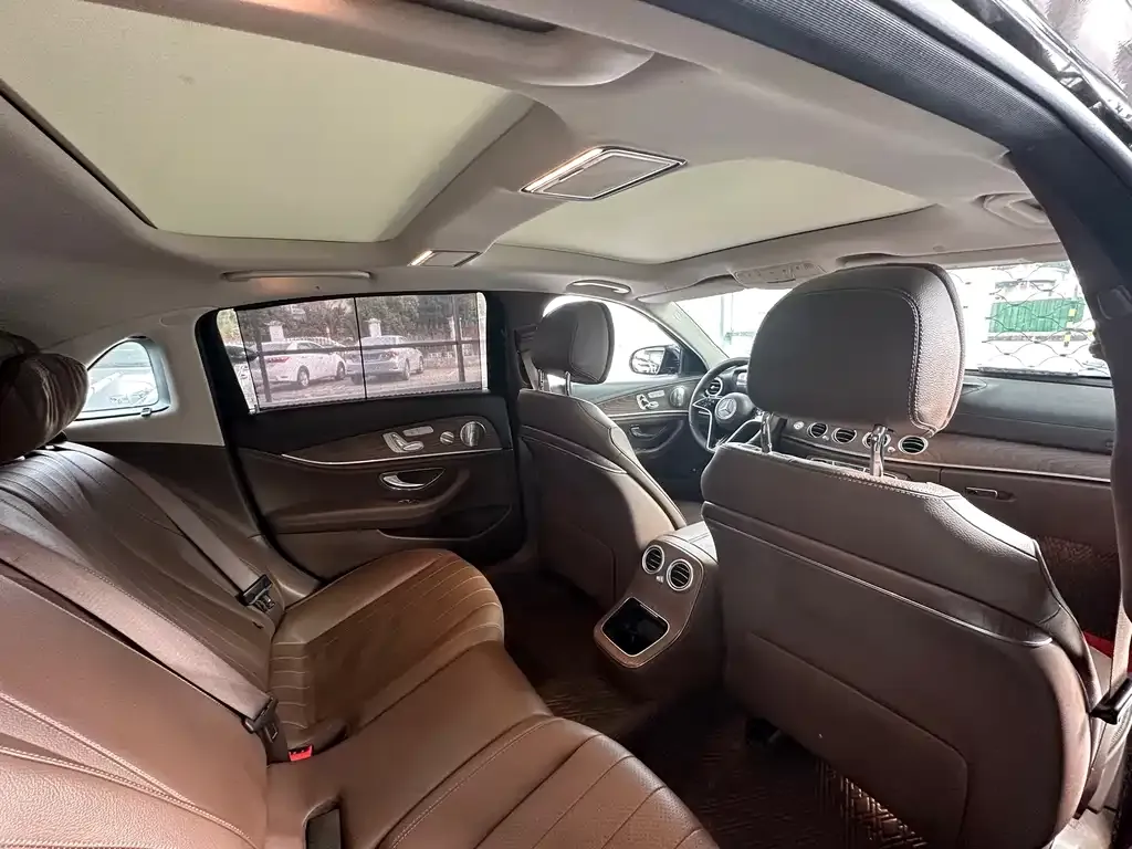 Mercedes-Benz E-Class 2021 из CN, фото 2