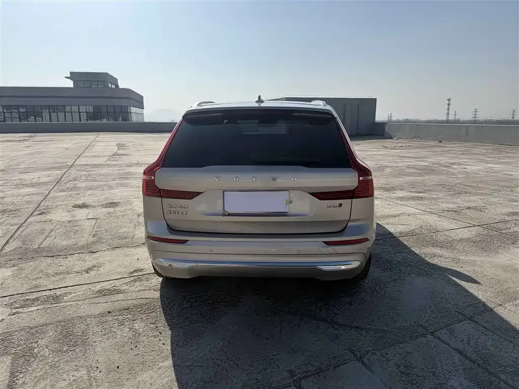 Volvo XC60 2023 из CN, фото 7