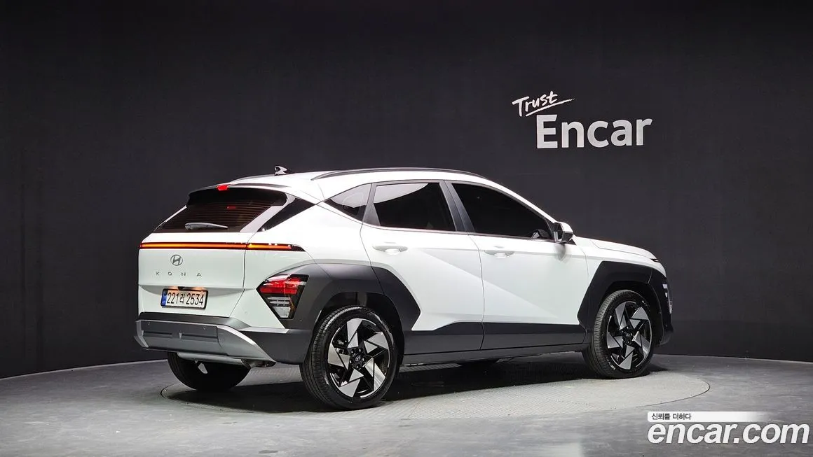 Hyundai Kona — фото 3