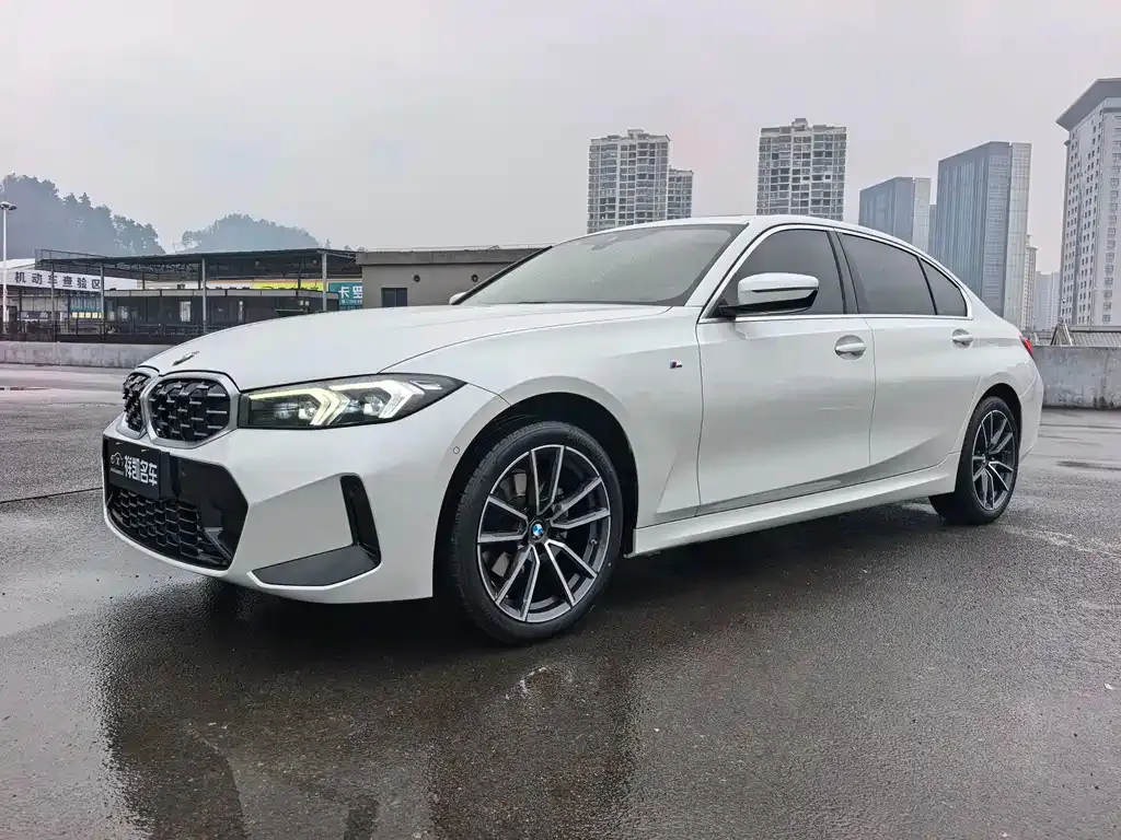 BMW 3 Series 2024 из CN, фото 1