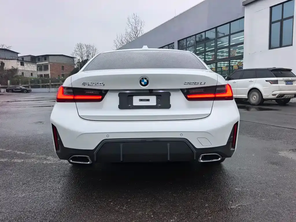 BMW 3 Series 2024 из CN, фото 5