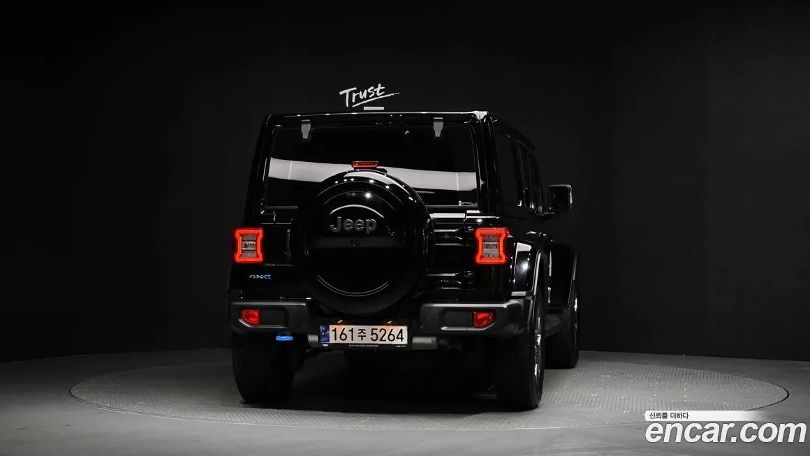 Jeep Wrangler — фото 4