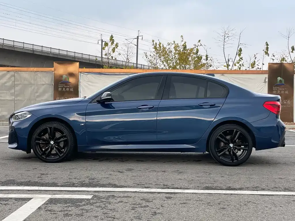 BMW 1 Series 2022 из CN, фото 5