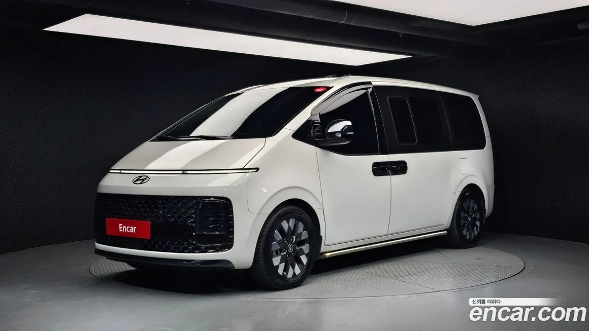 Hyundai Staria 2024 из KR, фото 1