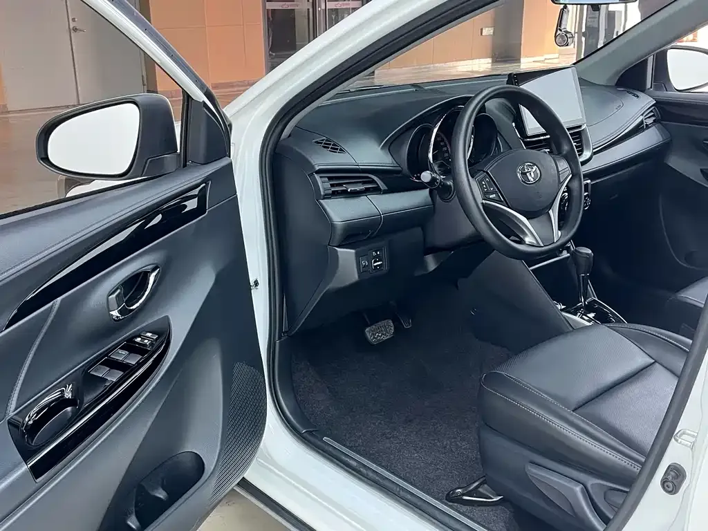 Toyota Yaris L 2022 из CN, фото 7