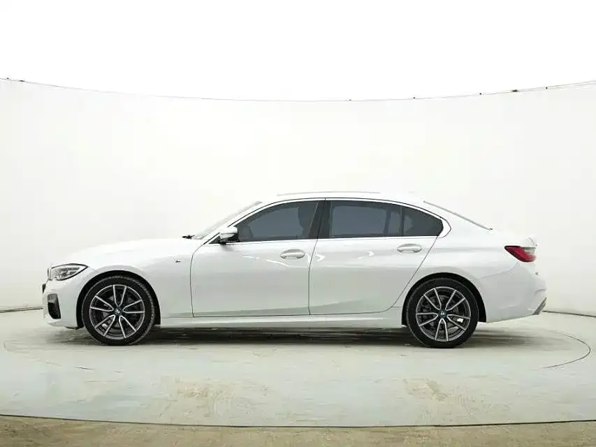 BMW 3 Series 2021 из CN, фото 7