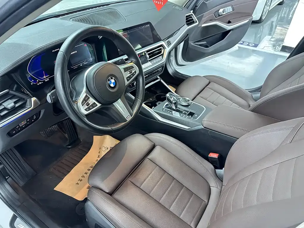 BMW 3 Series 2021 из CN, фото 5