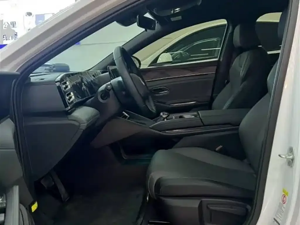 BYD Qin L 2025 из CN, фото 2