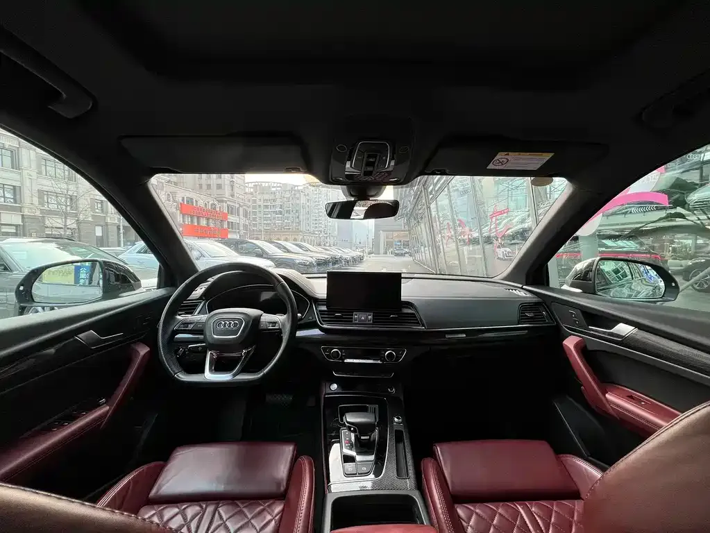 Audi Q5L Sportback 2023 из CN, фото 4