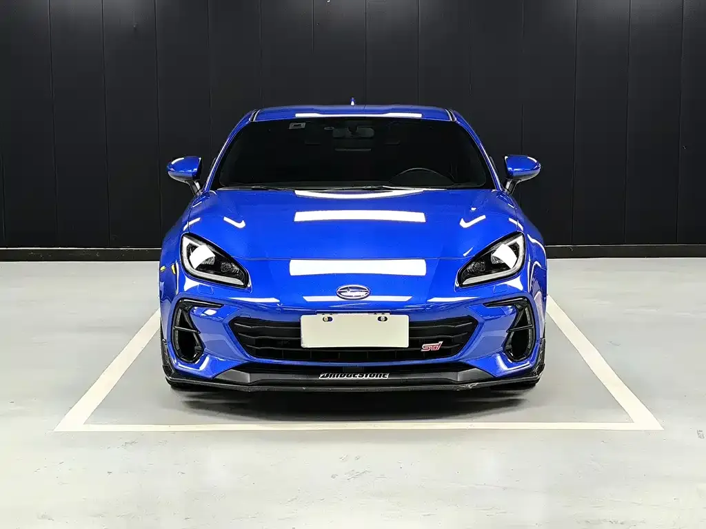 Subaru BRZ 2022 из CN, фото 10
