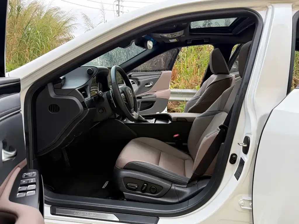 Lexus ES 2024 из CN, фото 7