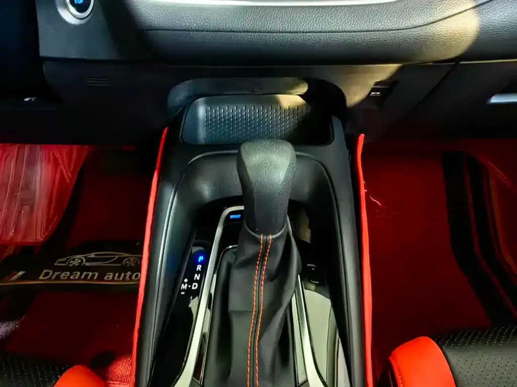 Toyota Corolla 2021 из CN, фото 4