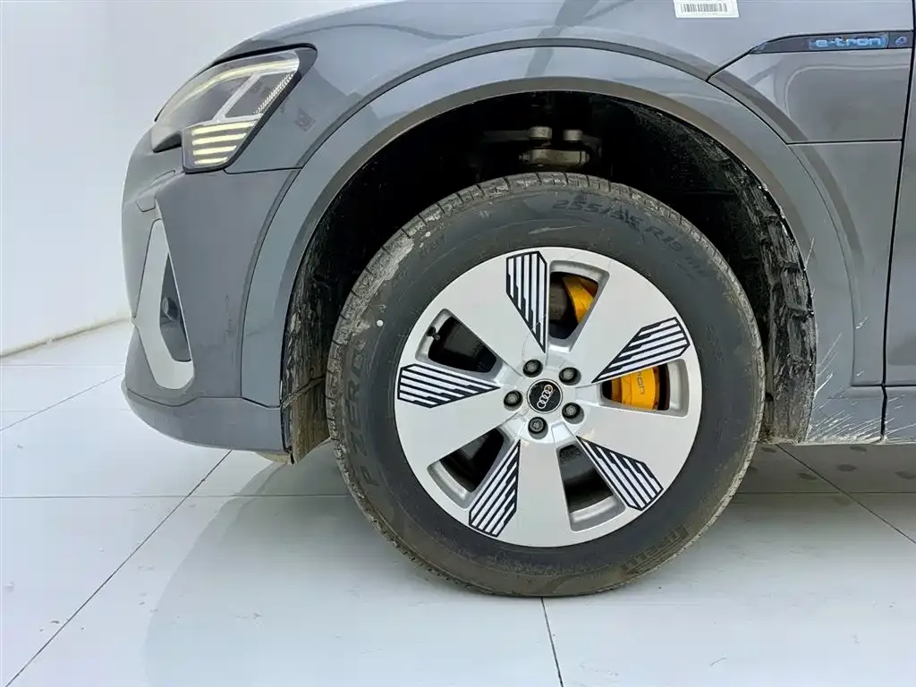 Audi e-tron 2026 из CN, фото 6