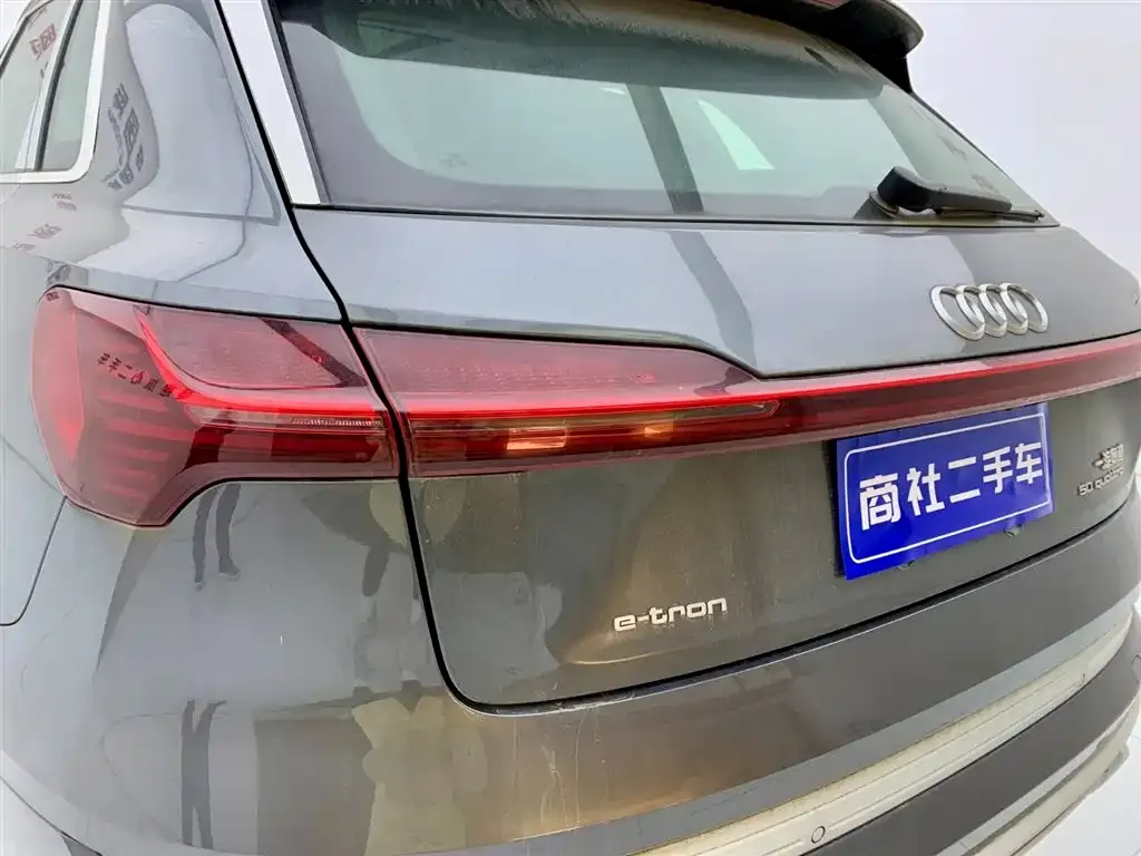 Audi e-tron 2026 из CN, фото 8