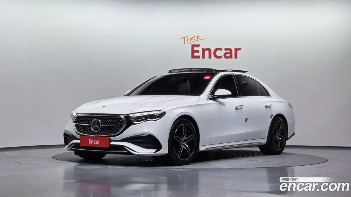 Mercedes-Benz E-Class — фото 1
