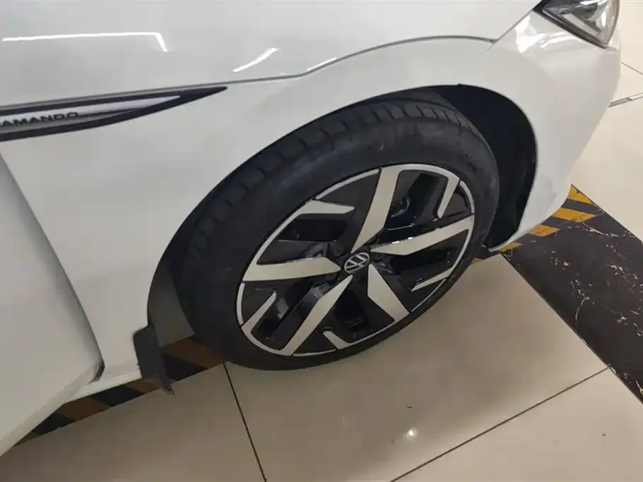 Volkswagen Lamando 2023 из CN, фото 7