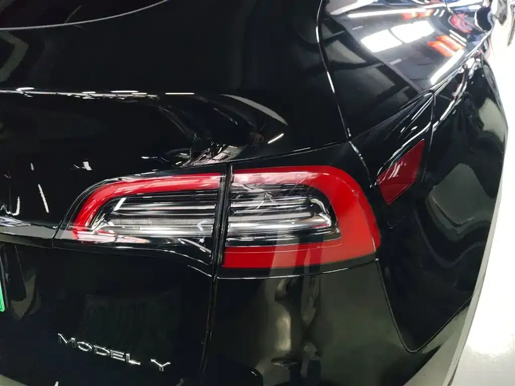Tesla Model Y 2023 из CN, фото 6