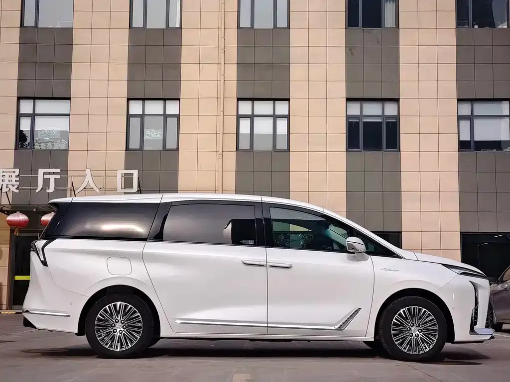 Buick GL8 Hybrid 2025 из CN, фото 10
