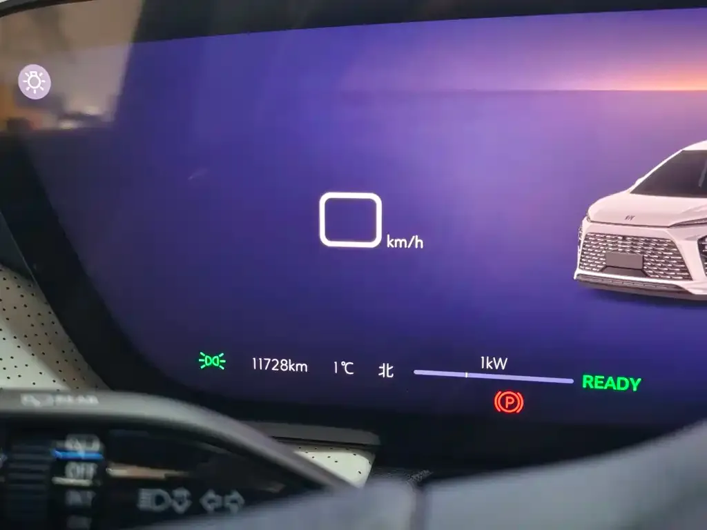 Buick GL8 Hybrid 2025 из CN, фото 5