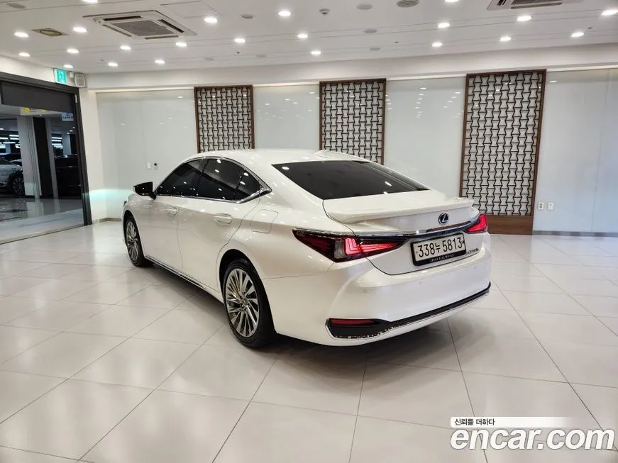Lexus ES 2026 из KR, фото 2
