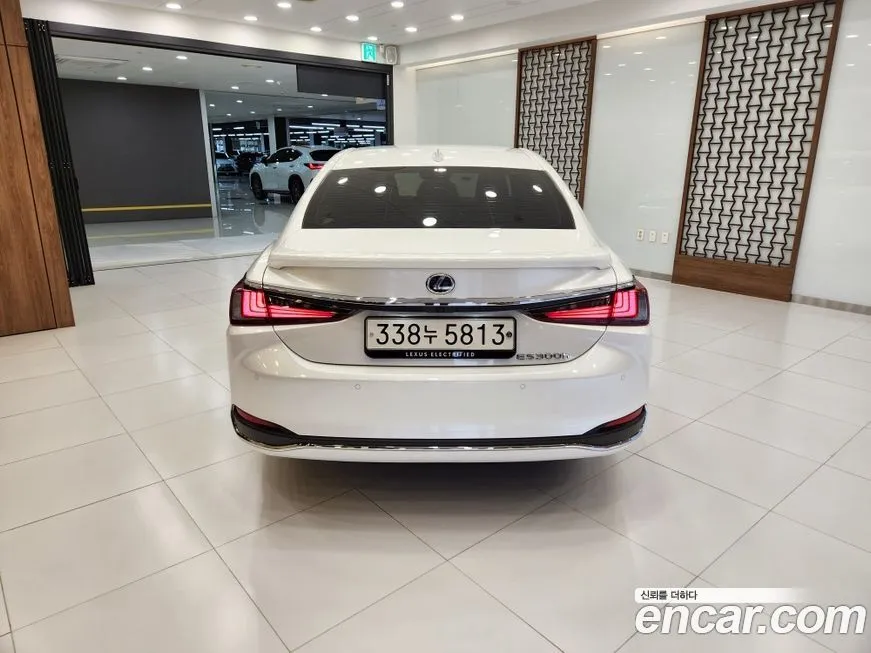 Lexus ES 2026 из KR, фото 4