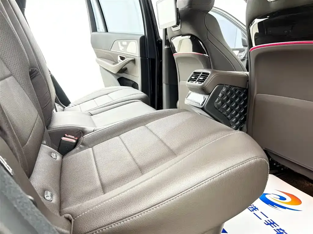 Mercedes-Benz GLS — фото 2