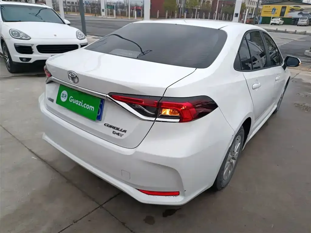 Toyota Corolla 2022 из CN, фото 3