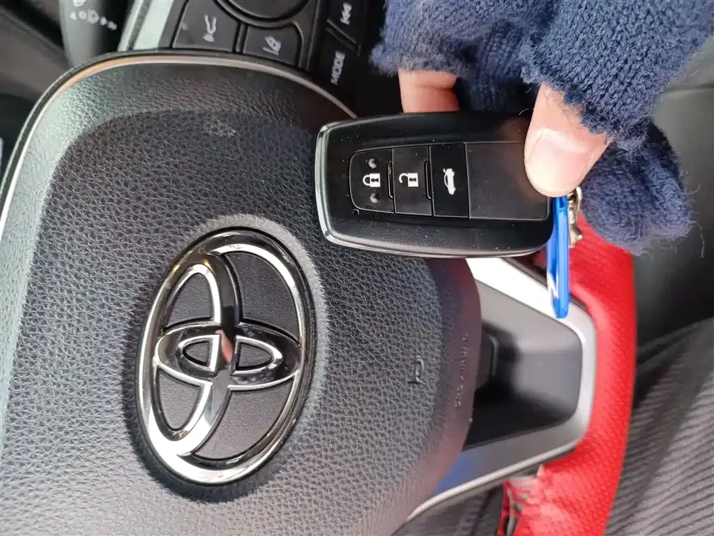 Toyota Corolla 2022 из CN, фото 10