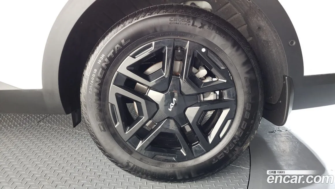 Kia Sorento — фото 8