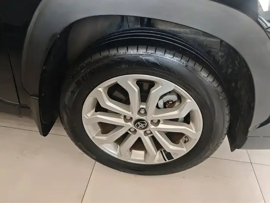 Toyota Frontlander 2024 из CN, фото 3