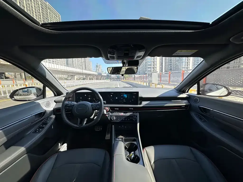 Hyundai Sonata 2024 из CN, фото 10