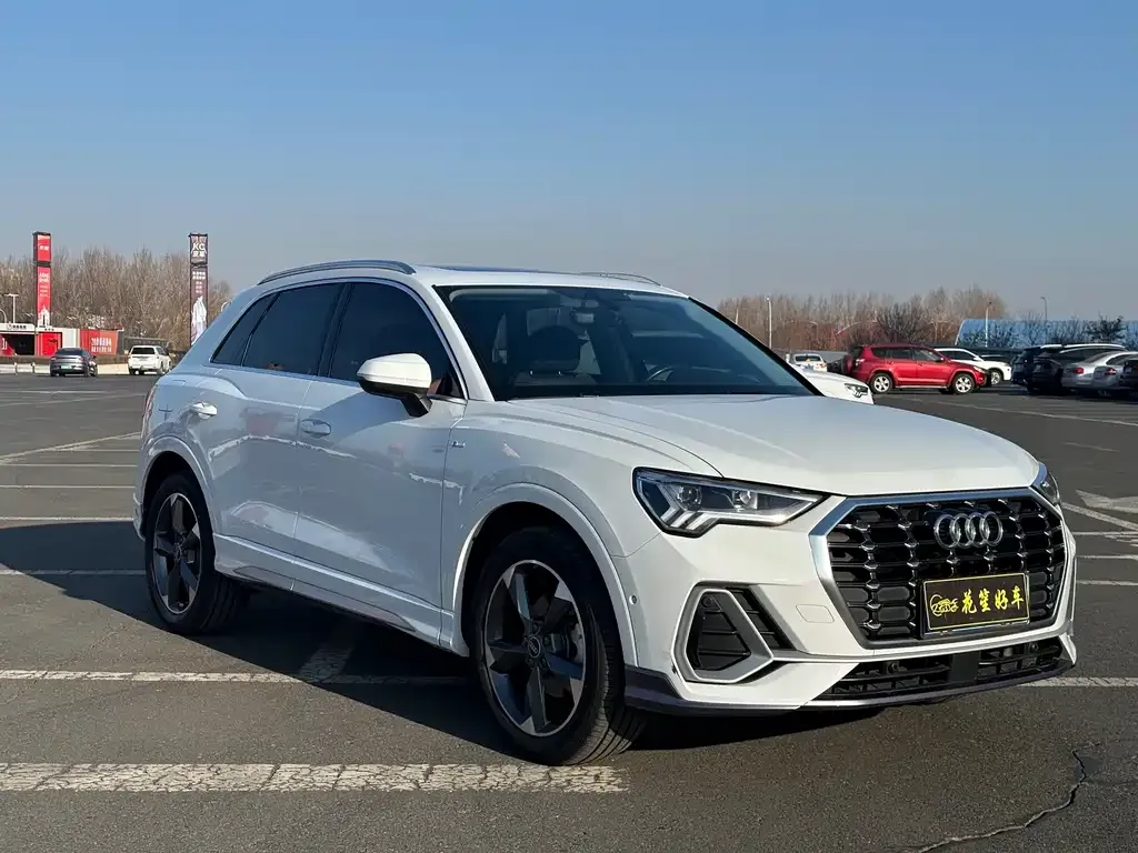 Audi Q3 2021 из CN, фото 3