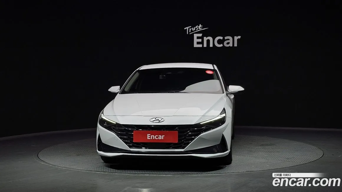 Hyundai AVANTE — фото 2
