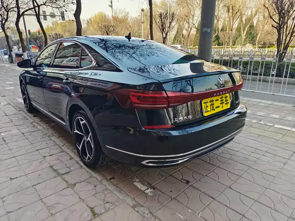 Volkswagen Passat — фото 9