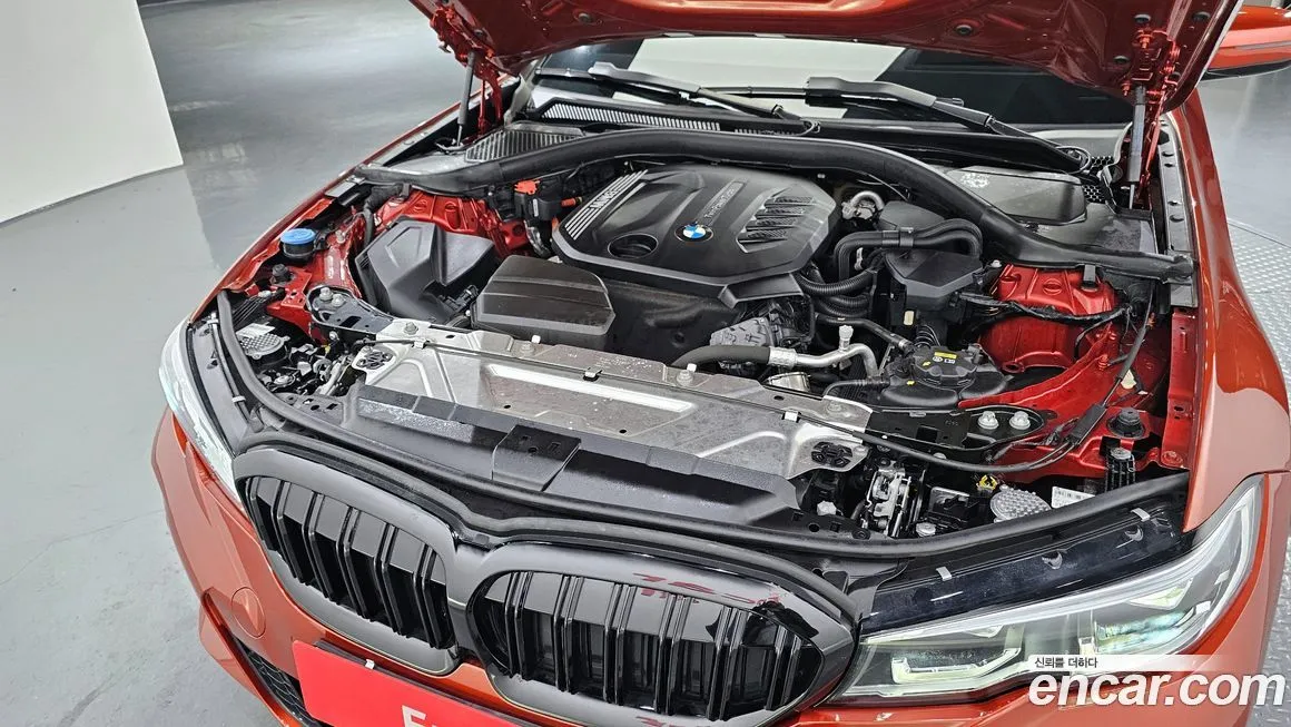 BMW 3-Series 2021 из KR, фото 8