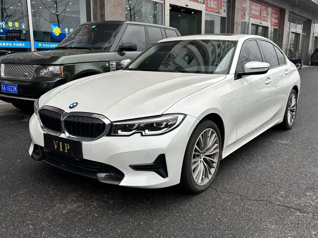 BMW 3 Series 2022 из CN, фото 1