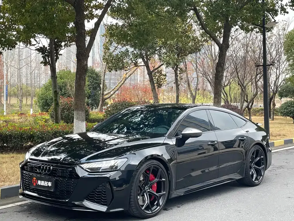 Audi RS 7 2024 из CN, фото 1