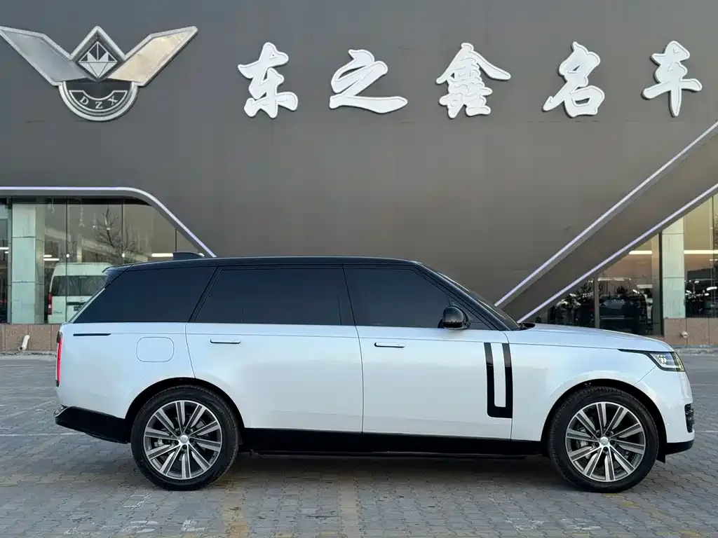 Land Rover Range Rover 2025 из CN, фото 2