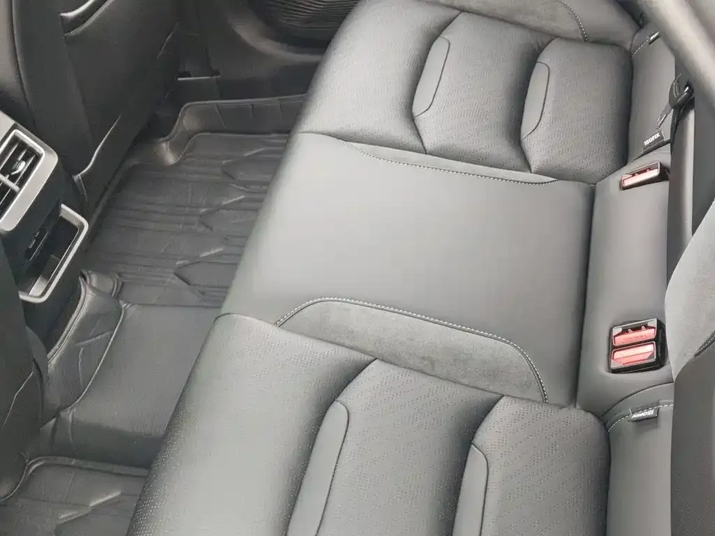 Geely Xingrui 2023 из CN, фото 2