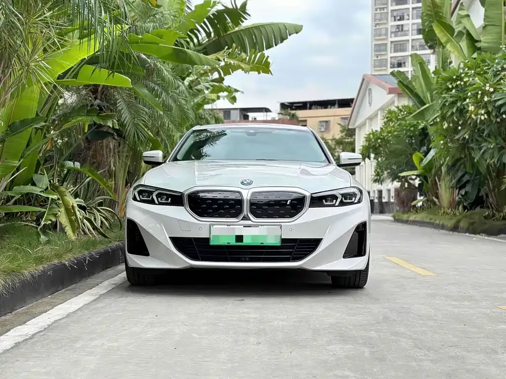 BMW i3 2024 из CN, фото 2