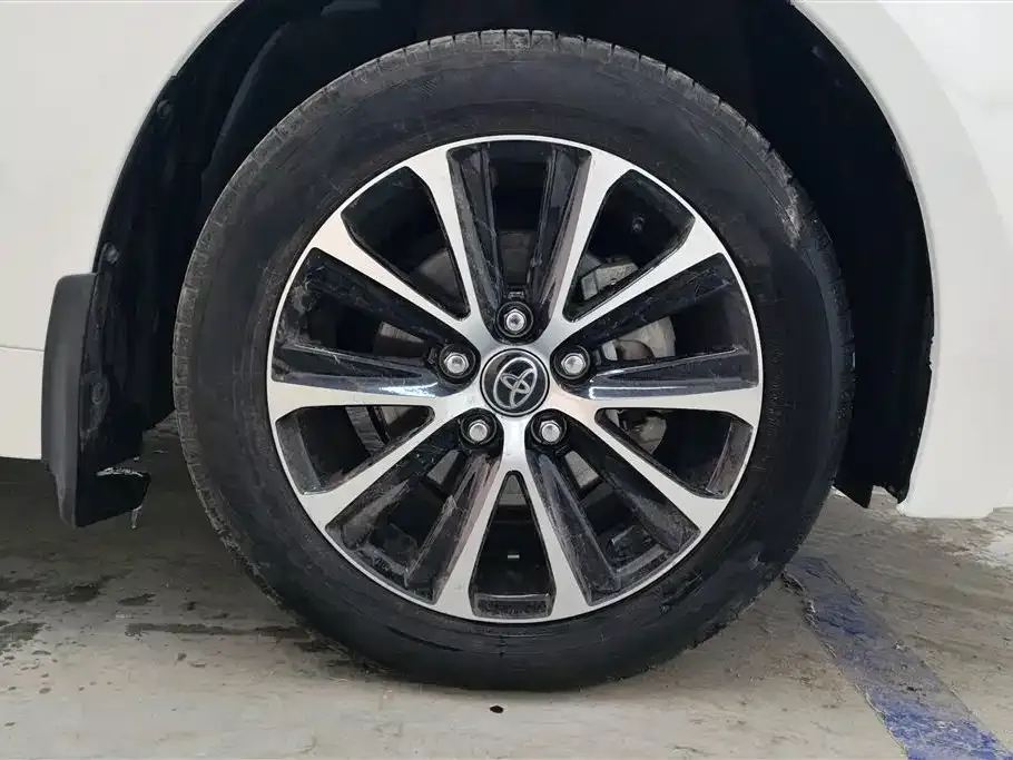Toyota Levin 2024 из CN, фото 6