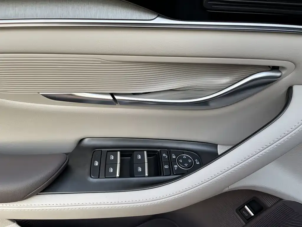 BYD PLUS New Energy 2025 из CN, фото 4