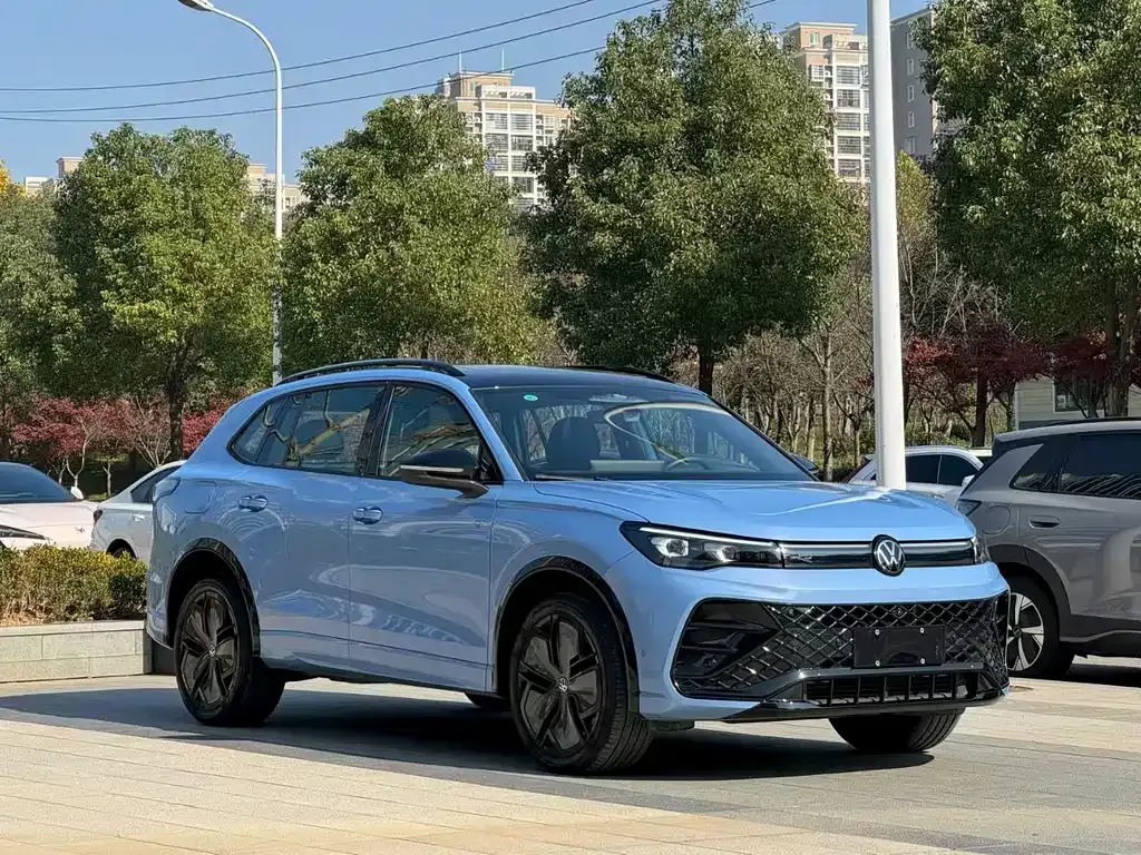 [object Object] Tiguan L 2024 из CN, фото 3