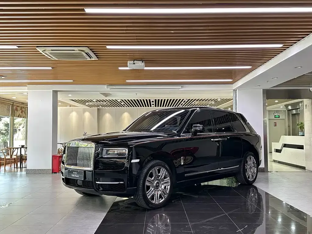 Rolls-Royce Cullinan 2024 из CN, фото 1