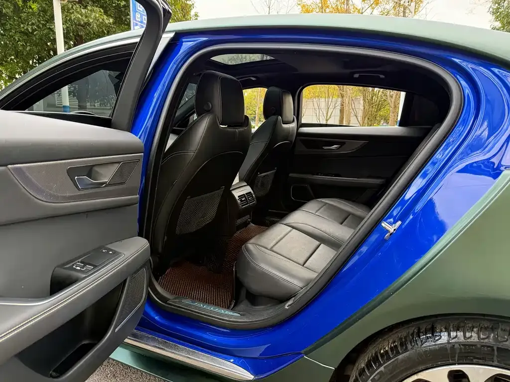 Jaguar XEL 2021 из CN, фото 4