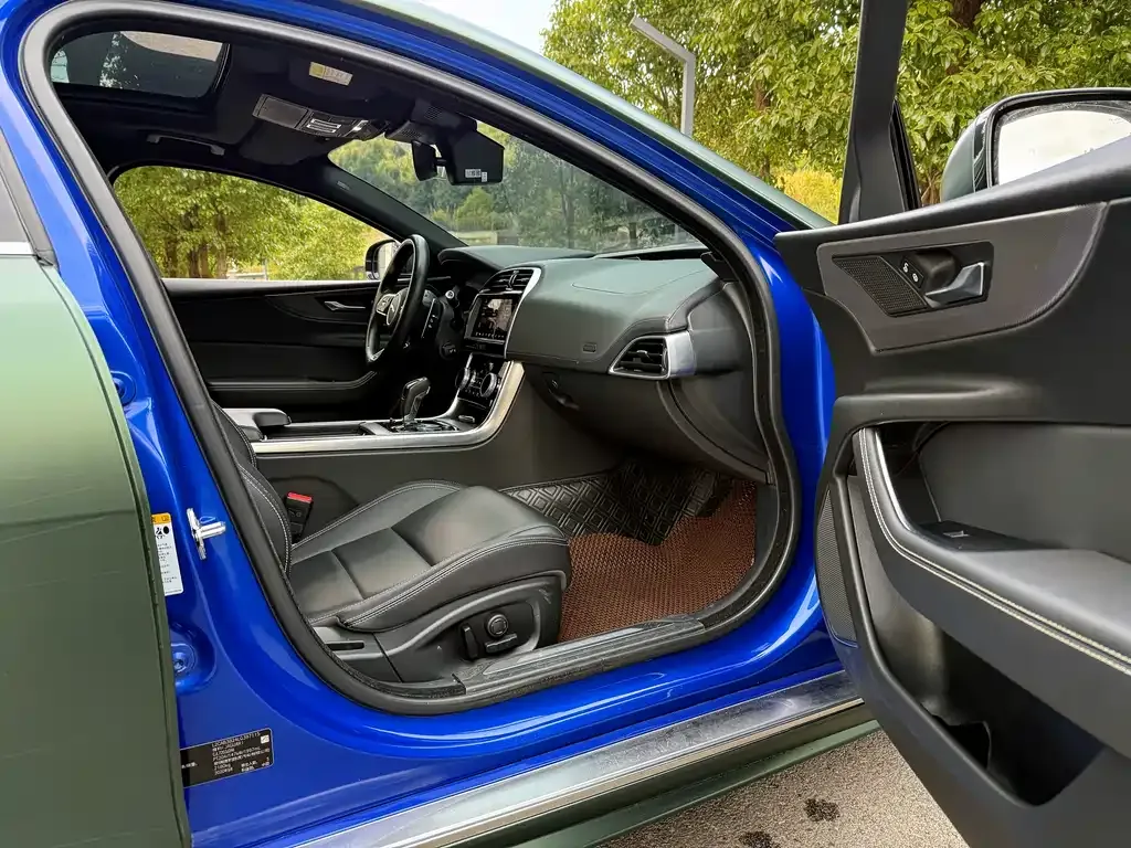 Jaguar XEL 2021 из CN, фото 7