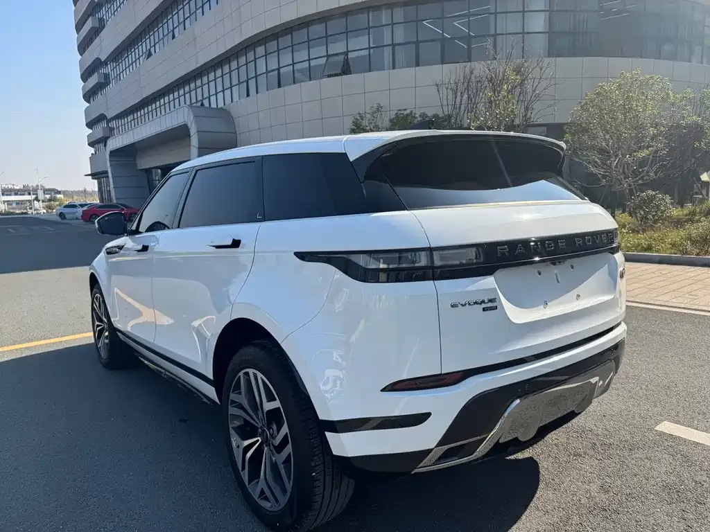 Land Rover Evoque 2023 из CN, фото 8